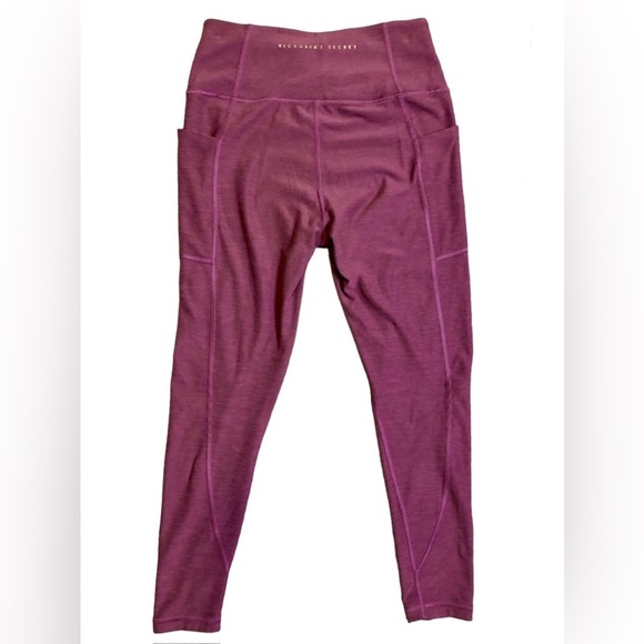 Victoria’s Secret | size 6 Essential Pockets Leggings - Picture 4 of 7